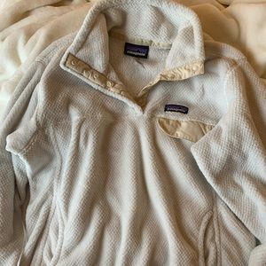 Cream Patagonia Fleece Pullover